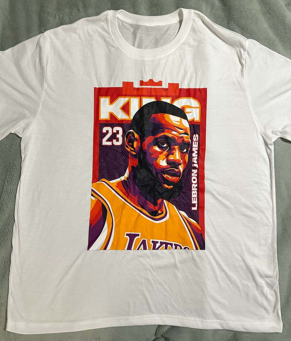 LeBron James Los Angeles Lakers 'King' Graphic T-Shirt, Size 2X